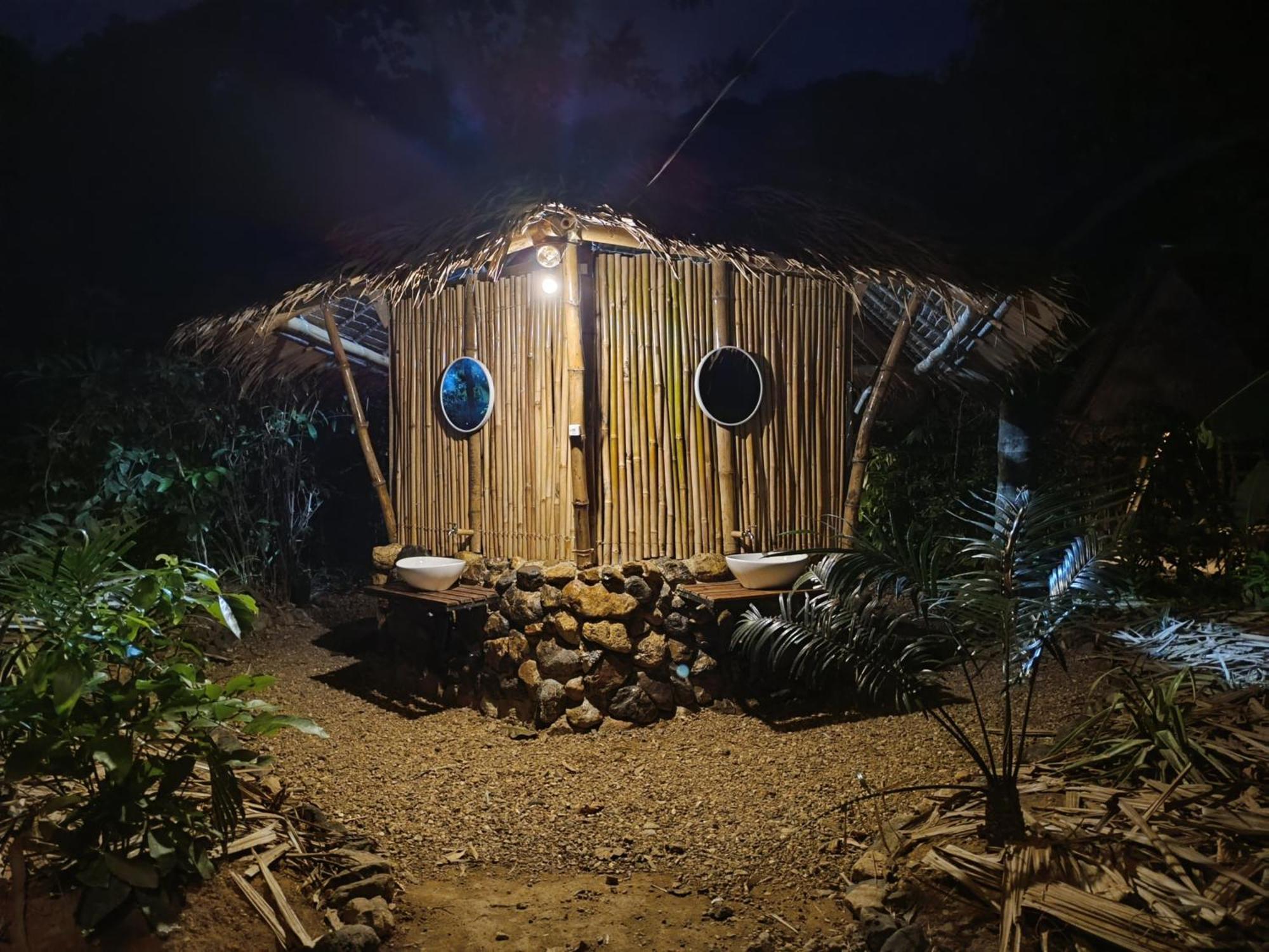 Ecocio Jungle Hostel Coron Exterior photo